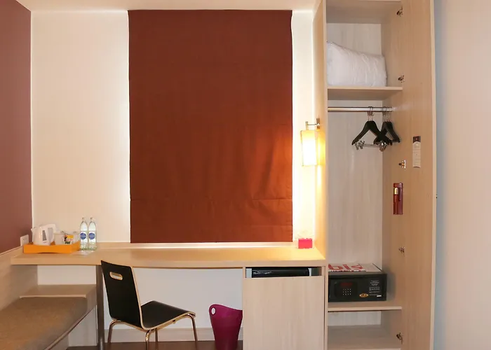 Ibis Siam Hotel 3*