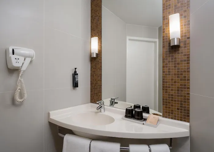 Ibis Siam Hotel 3*