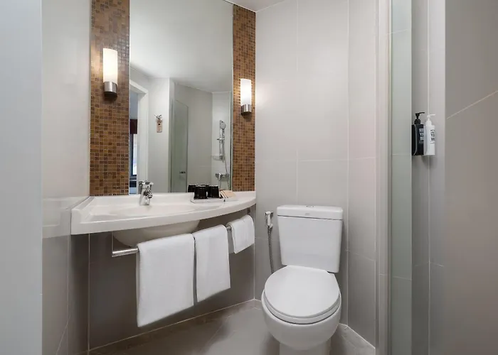Ibis Siam Hotel 3*